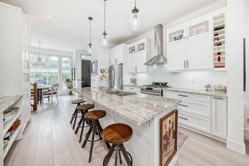 1048 Regal Crescent Ne, Calgary, AB - Indoor Photo Showing Kitchen With Upgraded Kitchen