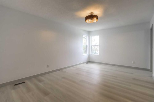 81 Coventry Circle Ne, Calgary, AB - Indoor Photo Showing Other Room