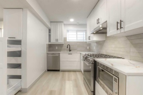 81 Coventry Circle Ne, Calgary, AB - Indoor Photo Showing Kitchen With Upgraded Kitchen