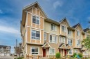 986 Sherwood Boulevard Nw, Calgary, AB  - Outdoor With Facade 