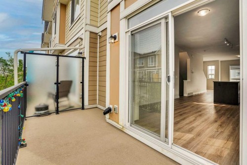 986 Sherwood Boulevard Nw, Calgary, AB - Outdoor With Exterior
