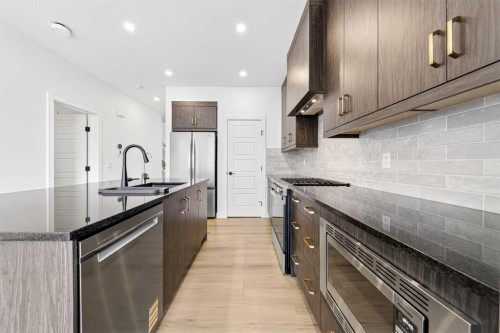 264 Edith Place Nw, Calgary, AB 