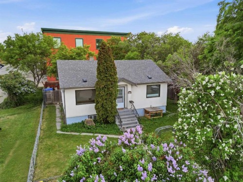 1339 11 Avenue Se, Calgary, AB - Outdoor