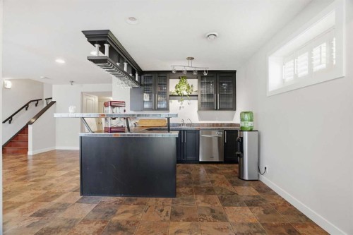 135 Cranleigh View Se, Calgary, AB - Indoor Photo Showing Kitchen