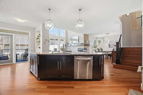 135 Cranleigh View Se, Calgary, AB - Indoor Photo Showing Kitchen With Upgraded Kitchen