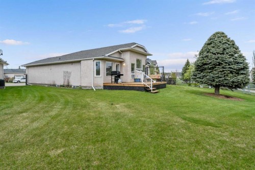 310 Riverside Garden Nw, High River, AB - Outdoor
