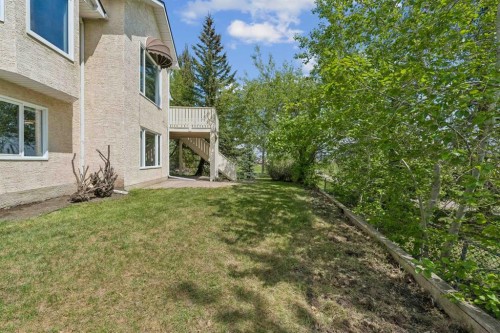 147 Hamptons Heath Nw, Calgary, AB - Outdoor