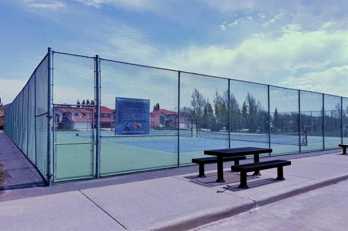 147 Hamptons Heath Nw, Calgary, AB - Outdoor