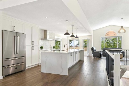 147 Hamptons Heath Nw, Calgary, AB - Indoor Photo Showing Kitchen With Upgraded Kitchen