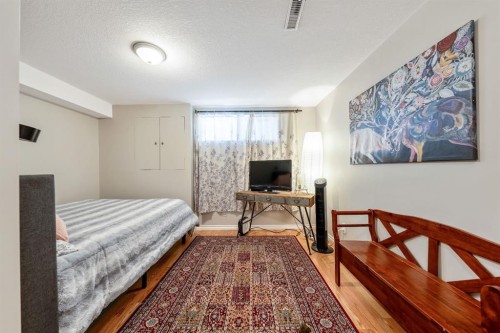1721 Strathcona Place, Strathmore, AB - Indoor