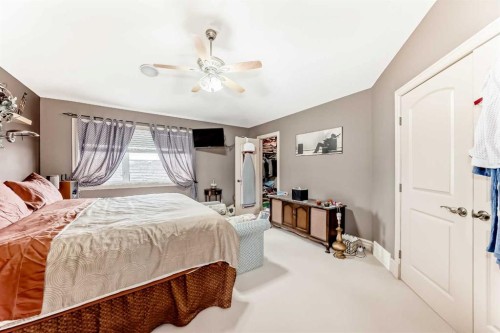 18 Royal Ridge Link Nw, Calgary, AB 