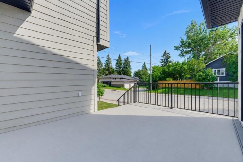 4612 Grove Hill Road Sw, Calgary, AB - Outdoor With Exterior