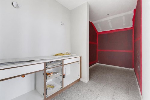 4612 Grove Hill Road Sw, Calgary, AB -  Photo Showing Other Room