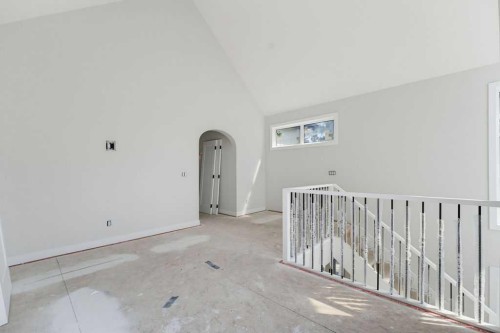 4612 Grove Hill Road Sw, Calgary, AB - Indoor Photo Showing Other Room