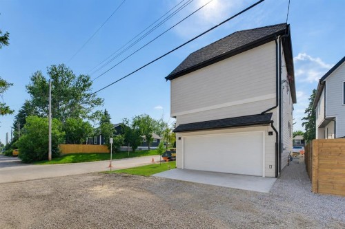 4612 Grove Hill Road Sw, Calgary, AB - Outdoor With Exterior