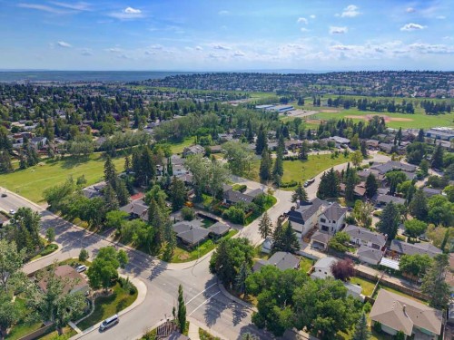 4612 Grove Hill Road Sw, Calgary, AB - Outdoor With View