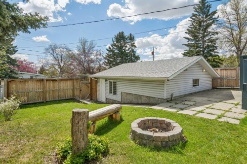 7224 Farrell Road Se, Calgary, AB - Outdoor