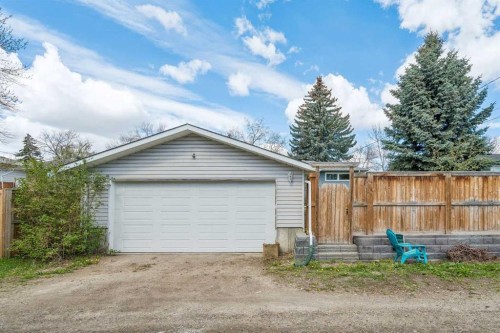 7224 Farrell Road Se, Calgary, AB - Outdoor