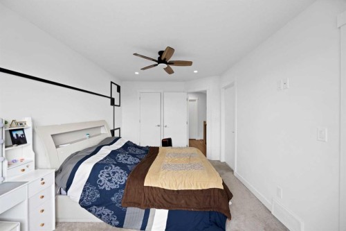 100 San Diego Green Ne, Calgary, AB - Indoor Photo Showing Bedroom