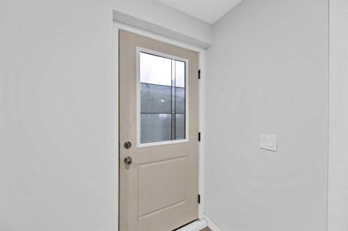 100 San Diego Green Ne, Calgary, AB - Indoor Photo Showing Other Room