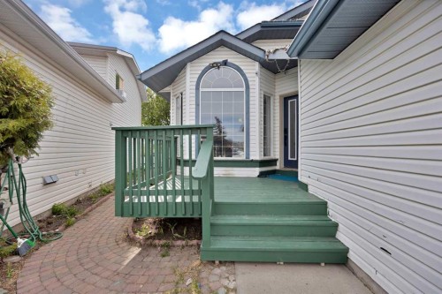 100 San Diego Green Ne, Calgary, AB - Outdoor With Exterior