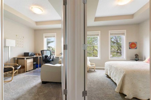2008 43 Street Nw, Calgary, AB - Indoor Photo Showing Bedroom