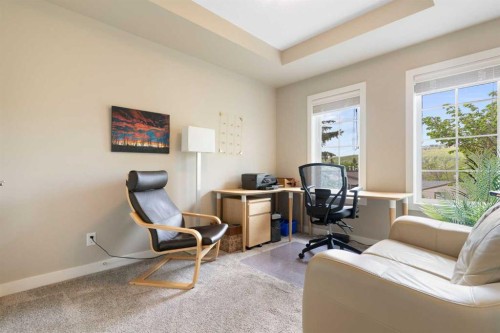 2008 43 Street Nw, Calgary, AB - Indoor Photo Showing Office