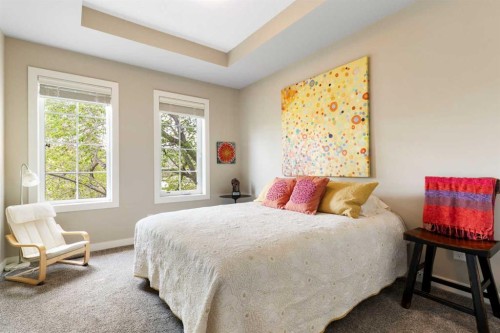 2008 43 Street Nw, Calgary, AB - Indoor Photo Showing Bedroom