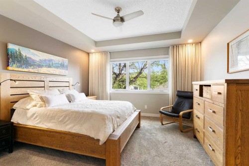 2008 43 Street Nw, Calgary, AB - Indoor Photo Showing Bedroom
