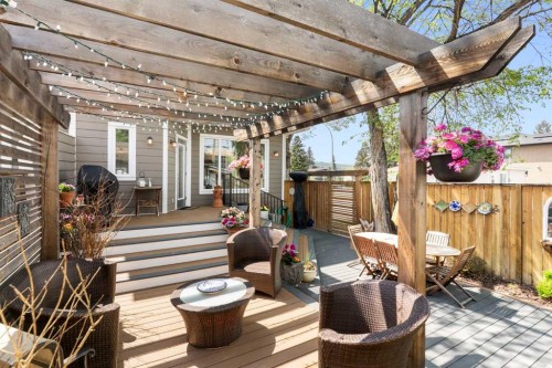 2008 43 Street Nw, Calgary, AB - Outdoor With Deck Patio Veranda