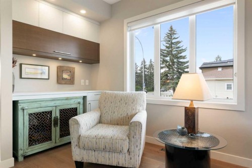 2008 43 Street Nw, Calgary, AB - Indoor
