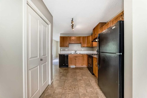 501 Saddlecrest Boulevard Ne, Calgary, AB 