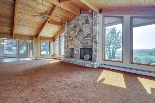 273167 Range Road 25, Rural Rocky View County, AB - Indoor With Fireplace