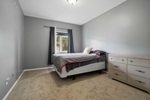 413 Sunrise Hill, Diamond Valley, AB 