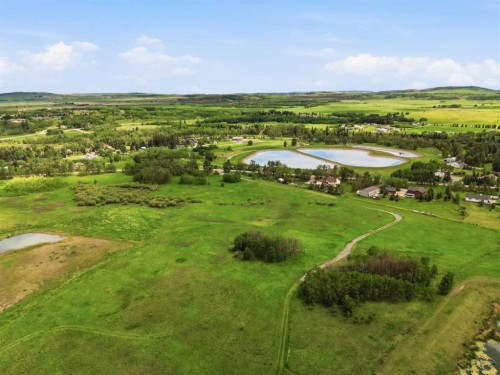 413 Sunrise Hill, Diamond Valley, AB 