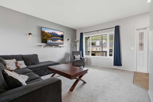 413 Sunrise Hill, Diamond Valley, AB 