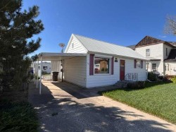 341 50 Avenue WEST Claresholm, AB T0L 0T0