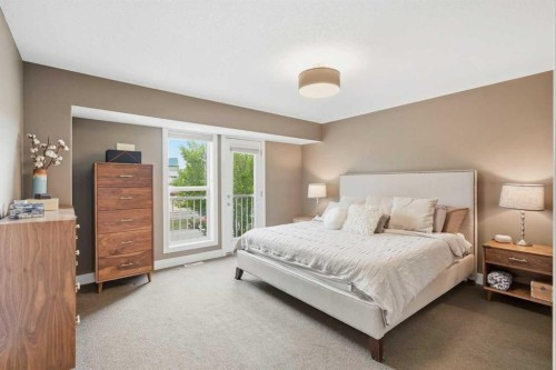226 11 Avenue Nw, Calgary, AB - Indoor Photo Showing Bedroom