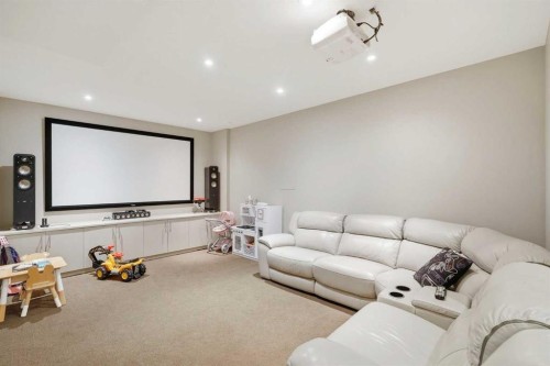 226 11 Avenue Nw, Calgary, AB - Indoor Photo Showing Other Room