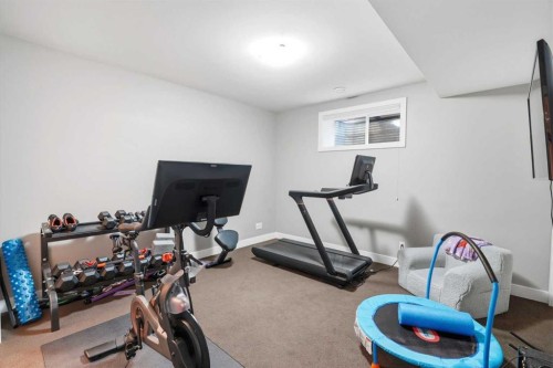 226 11 Avenue Nw, Calgary, AB - Indoor Photo Showing Gym Room
