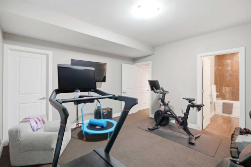 226 11 Avenue Nw, Calgary, AB - Indoor Photo Showing Gym Room