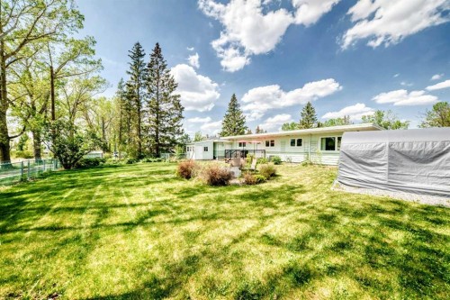 2121 Westview Crescent, Bowden, AB 