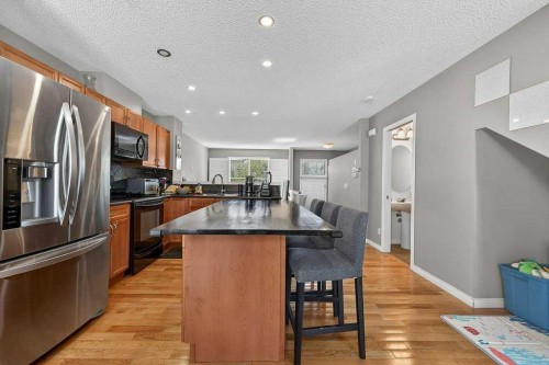 3031 New Brighton Gardens Se, Calgary, AB 