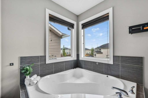 76 Rainbow Falls Boulevard, Chestermere, AB - Indoor Photo Showing Bathroom