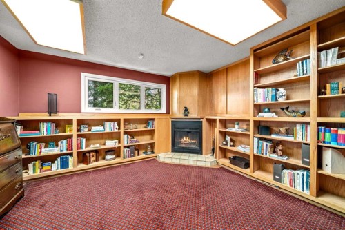 8 Varsplain Place Nw, Calgary, AB 
