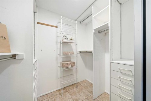 8 Varsplain Place Nw, Calgary, AB 