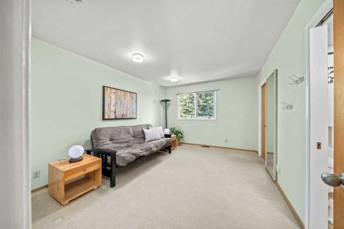 8 Varsplain Place Nw, Calgary, AB 