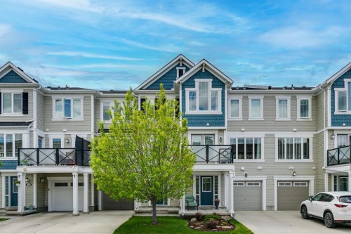 321 Windstone Gardens Sw, Airdrie, AB 