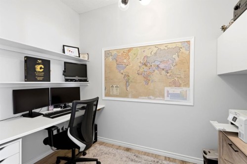 212 Willowmere Close, Chestermere, AB - Indoor Photo Showing Office