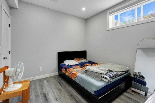 98 Red Sky Green Ne, Calgary, AB - Indoor Photo Showing Bedroom